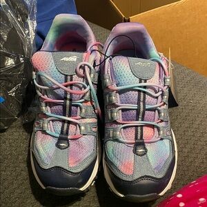Avia Women’s Blue and Pink Sneakers